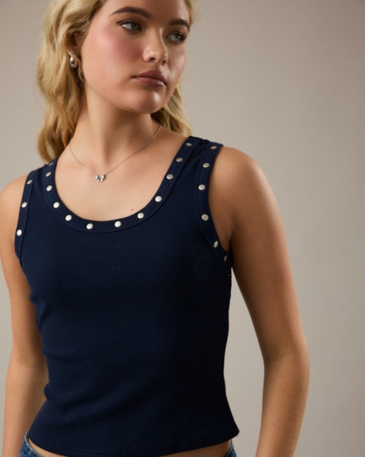 Skyline Stud Tank